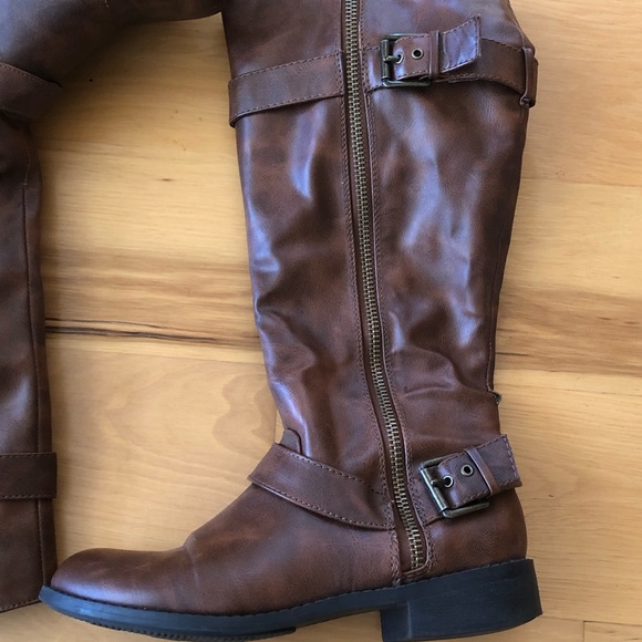 Brown Zip Boots - Picture 2 of 5